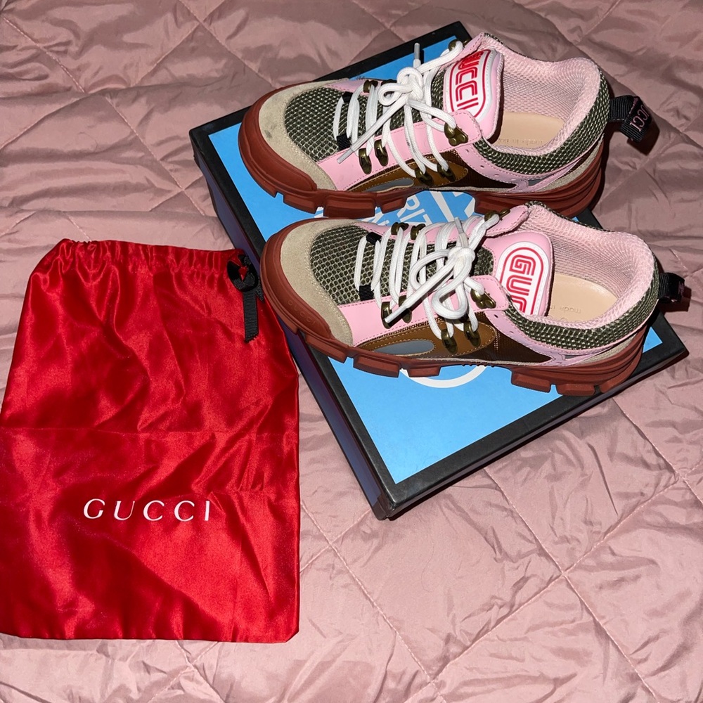 Gucci - Picture 2 of 6